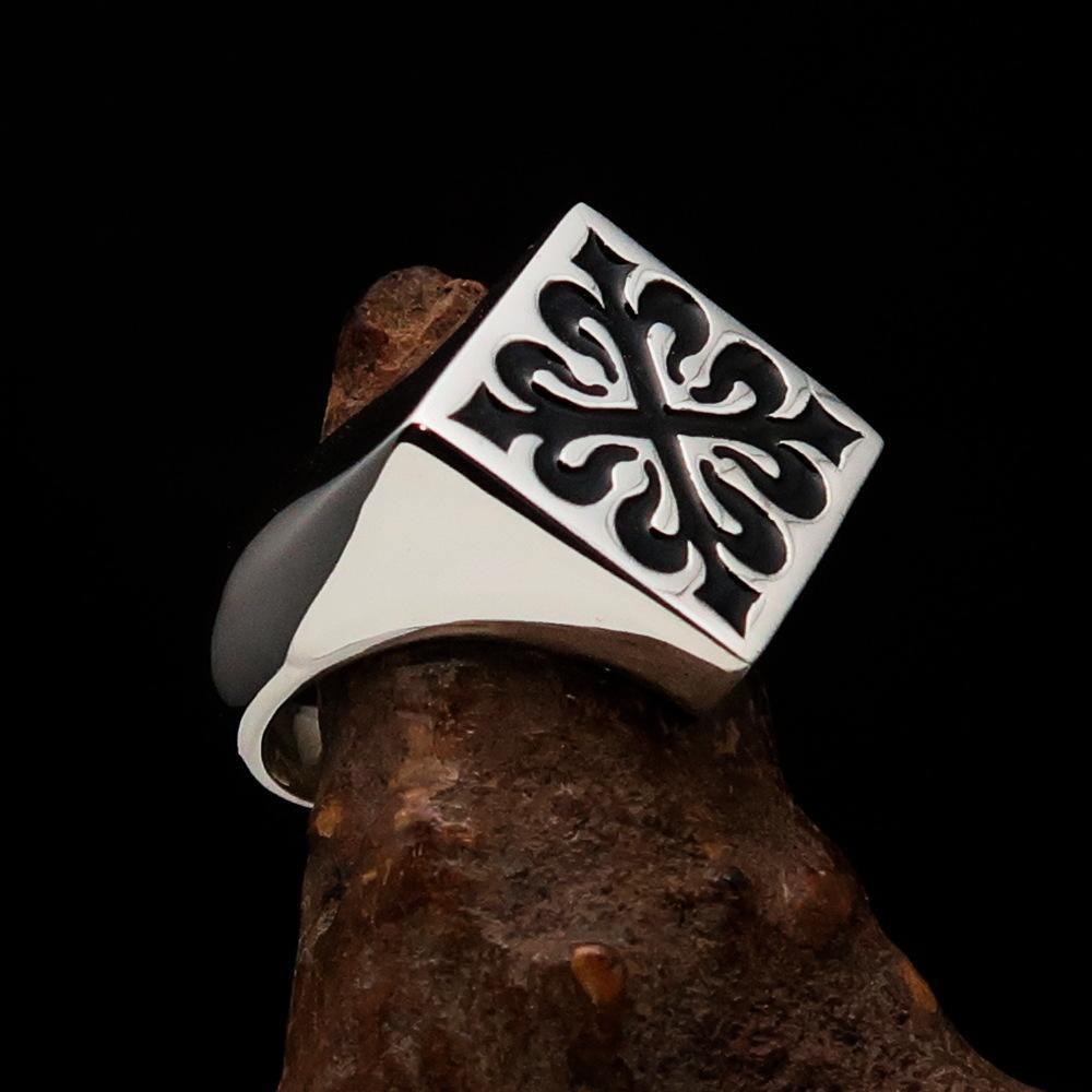 Excellent crafted Men's Black Fleur de Lis Cross Ring - Sterling Silver