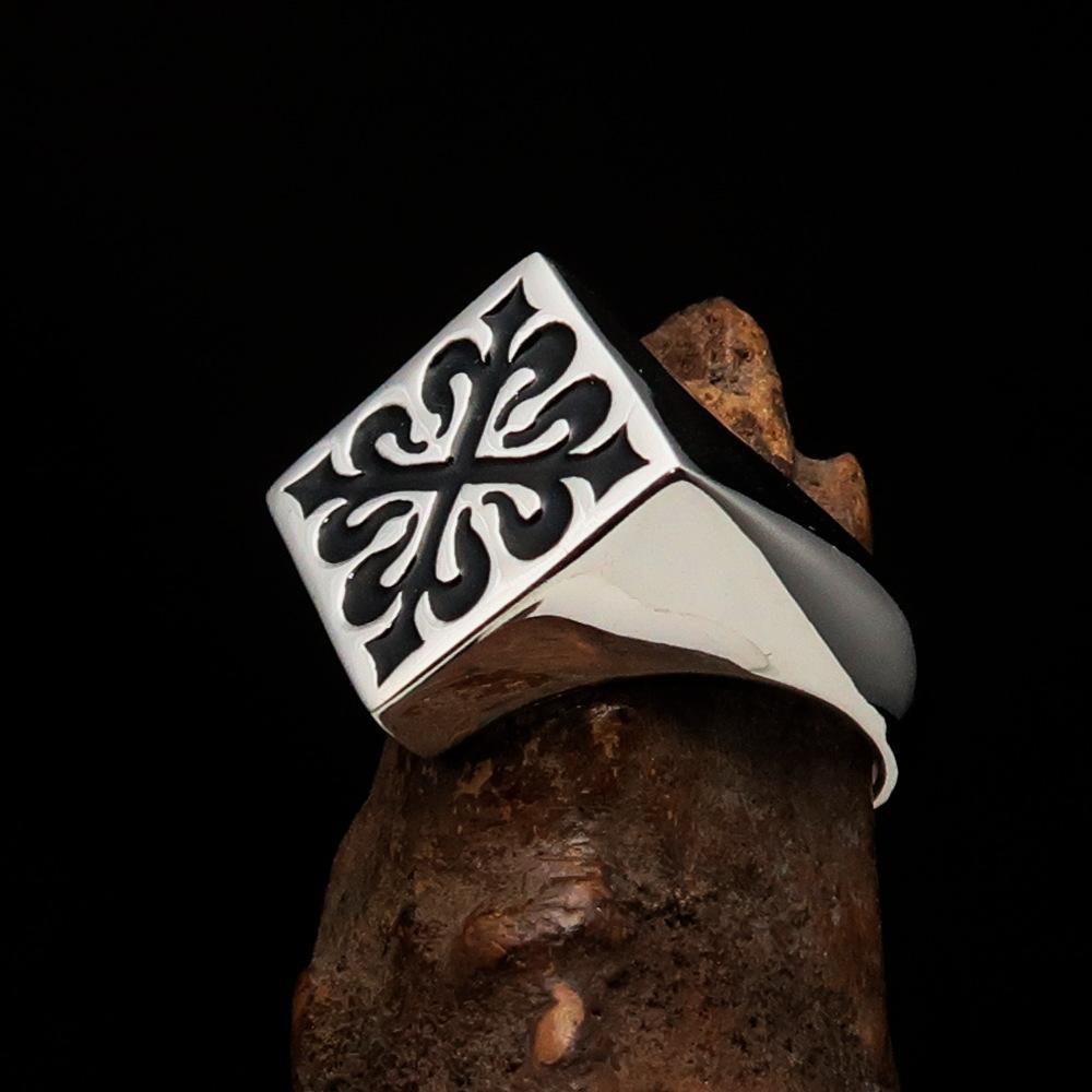 Excellent crafted Men's Black Fleur de Lis Cross Ring - Sterling Silver